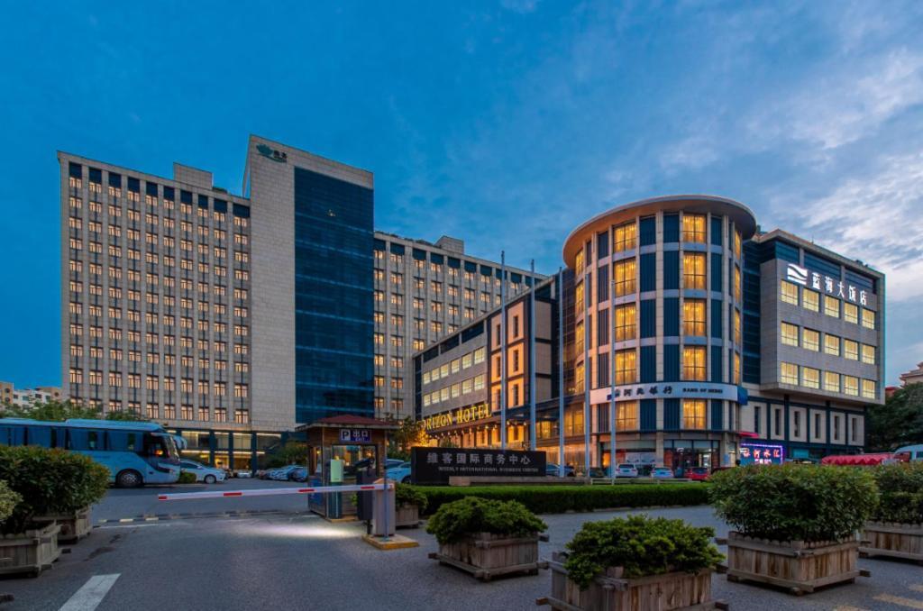 Qingdao Blue Horizon Hotel Licang Екстериор снимка