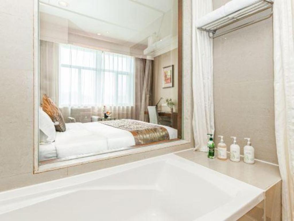 Qingdao Blue Horizon Hotel Licang Екстериор снимка