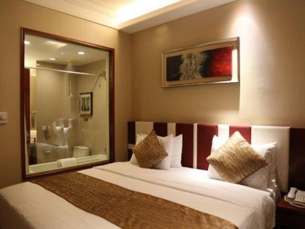 Qingdao Blue Horizon Hotel Licang Екстериор снимка