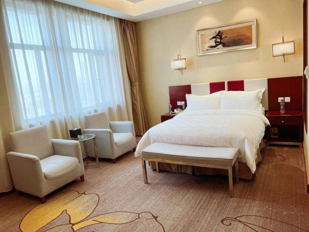 Qingdao Blue Horizon Hotel Licang Екстериор снимка