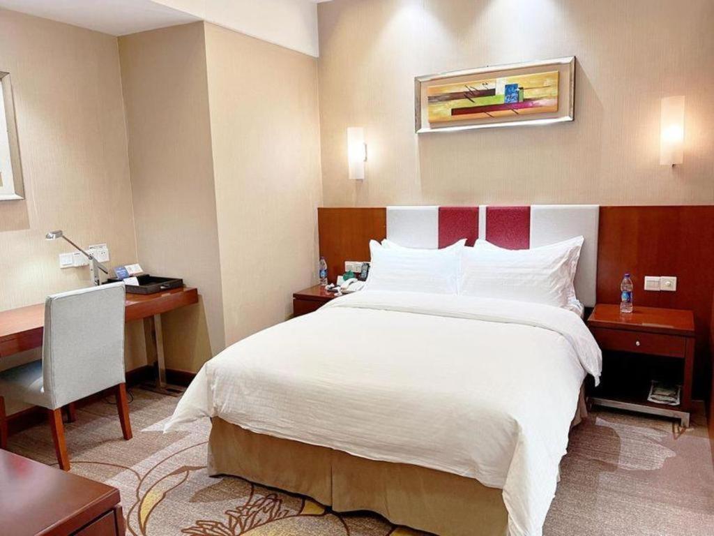 Qingdao Blue Horizon Hotel Licang Екстериор снимка