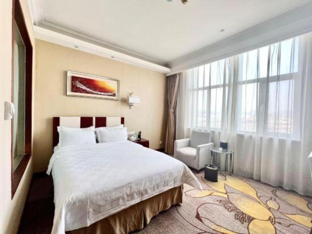 Qingdao Blue Horizon Hotel Licang Екстериор снимка