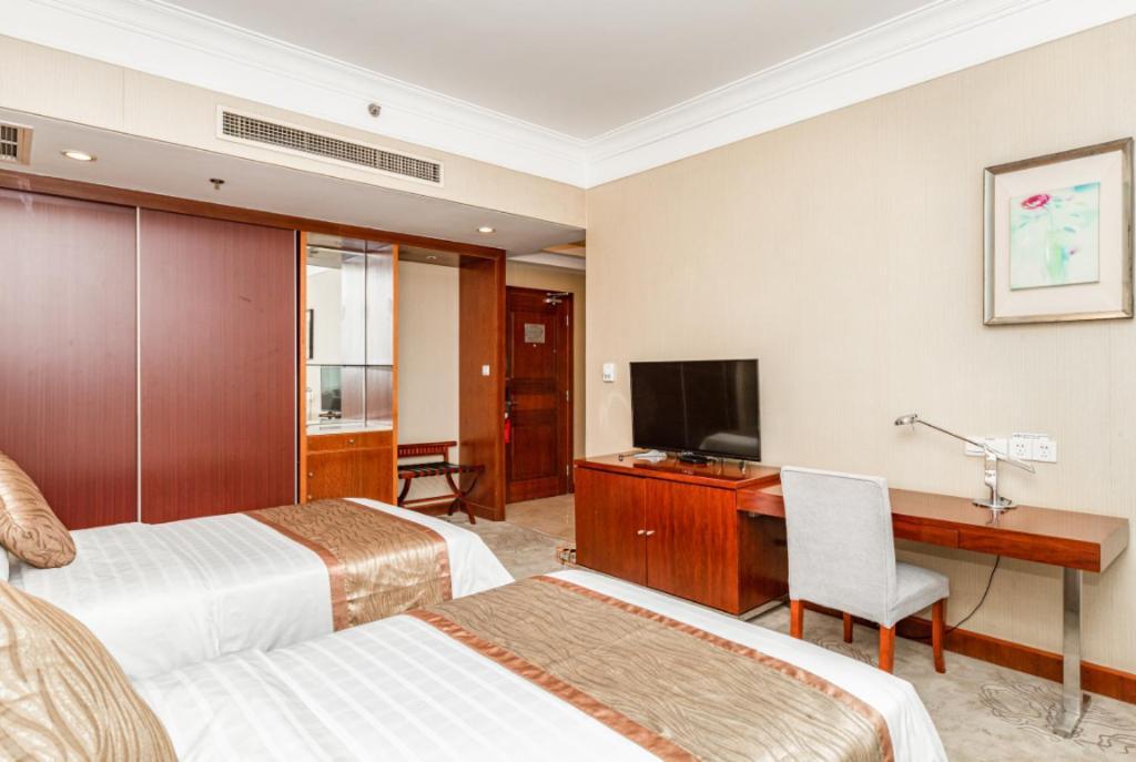 Qingdao Blue Horizon Hotel Licang Екстериор снимка